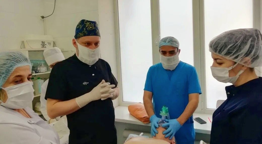 Саратовские врачи откачали литр гноя из печени 62-летнего пациента Саратовские врачи откачали литр гноя из печени 62-летнего пациента